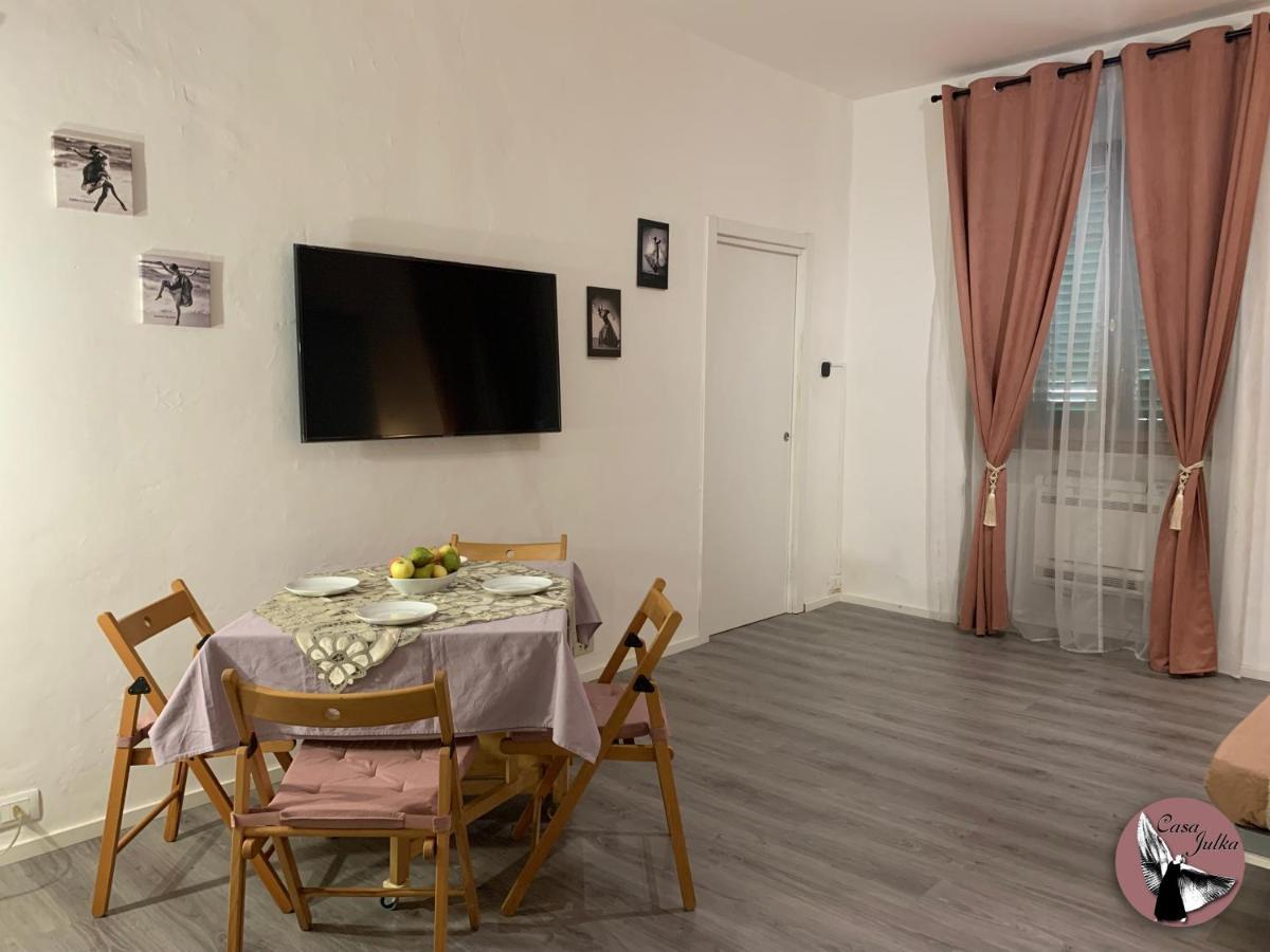 Casa Julka Apartman Livorno Kültér fotó
