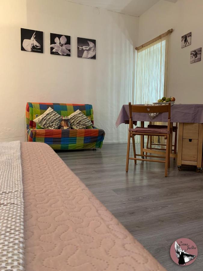 Casa Julka Apartman Livorno Kültér fotó