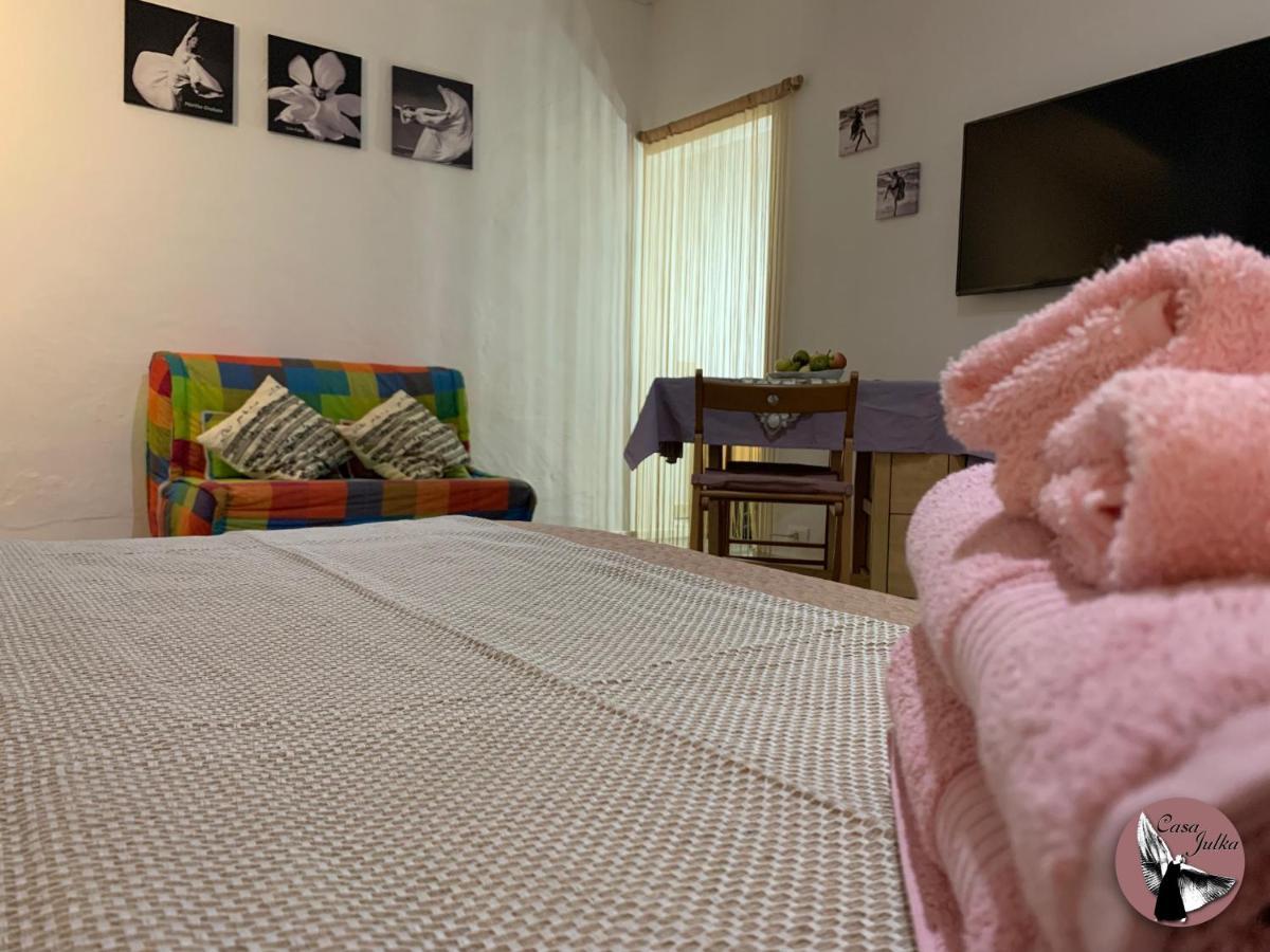 Casa Julka Apartman Livorno Kültér fotó